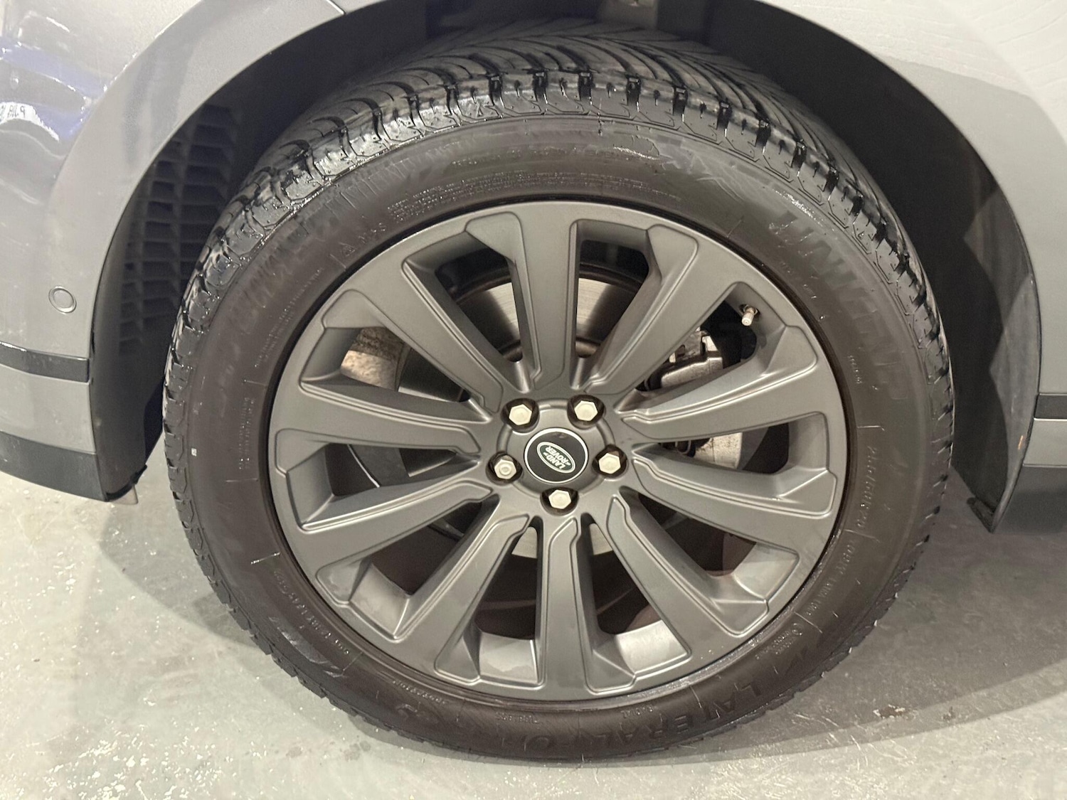 Used Land Rover Range Rover Velar 2018 for sale - 76295771: Photo 17