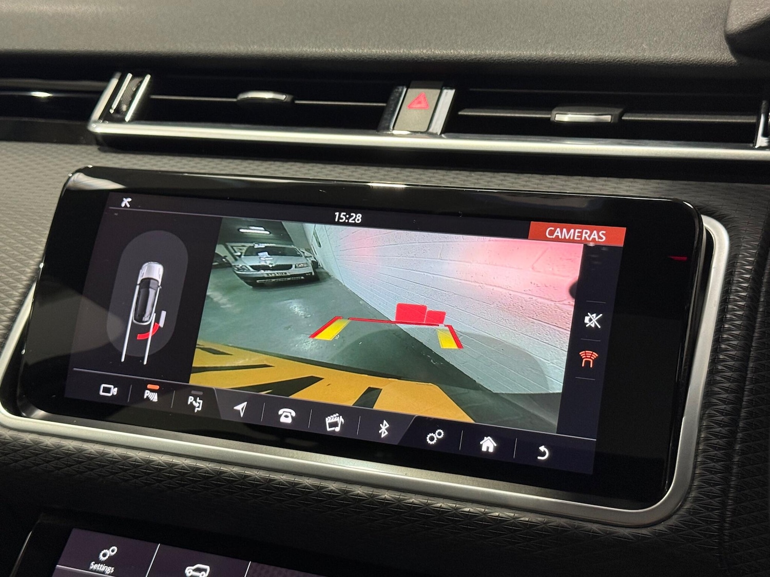Used Land Rover Range Rover Velar 2018 for sale - 76295771: Photo 24