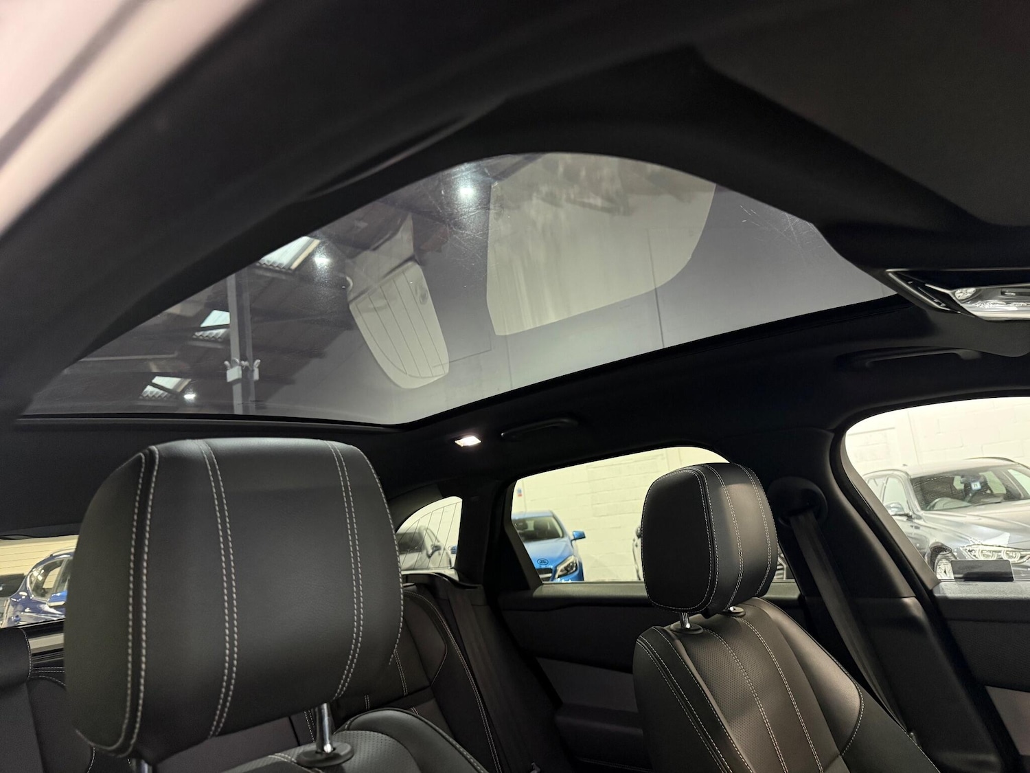 Used Land Rover Range Rover Velar 2018 for sale - 76295771: Photo 43