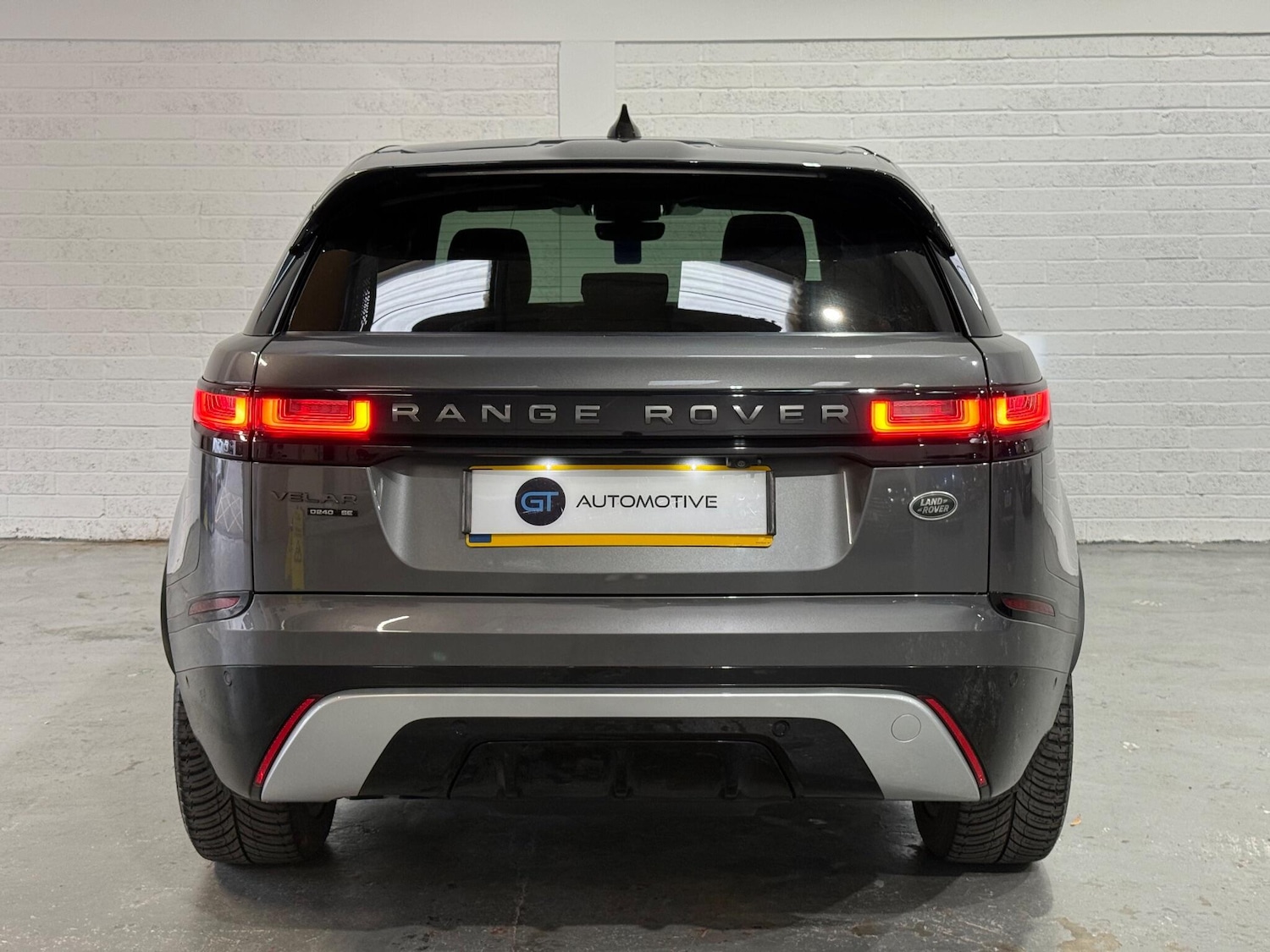 Used Land Rover Range Rover Velar 2018 for sale - 76295771: Photo 5