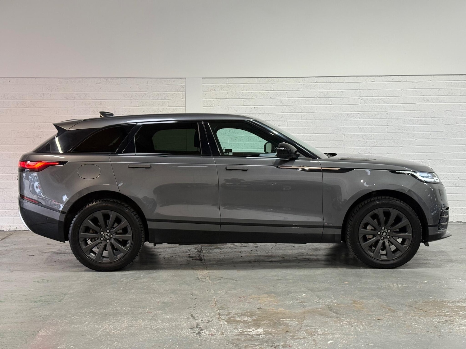 Used Land Rover Range Rover Velar 2018 for sale - 76295771: Photo 9