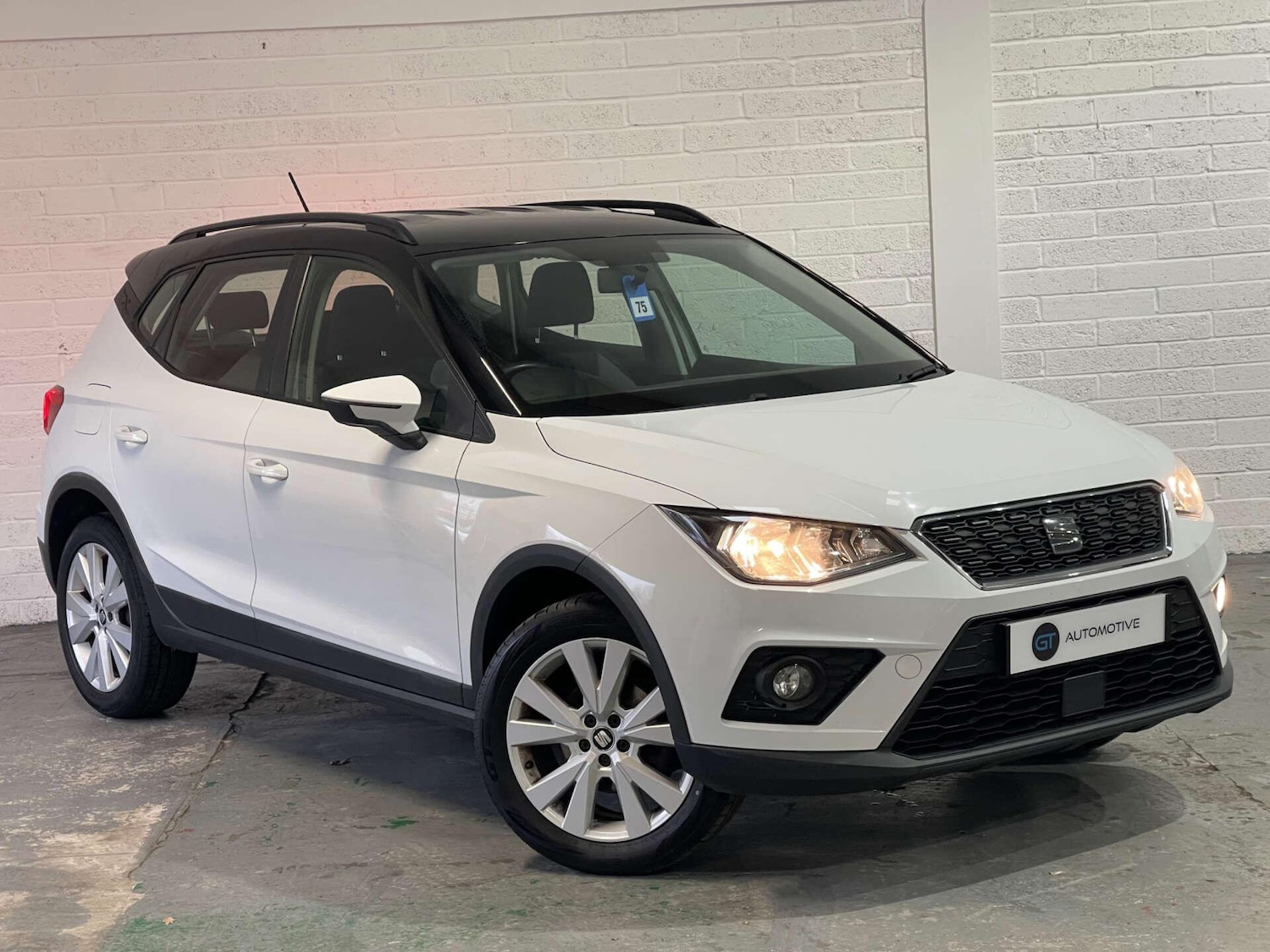 Used SEAT Arona 2018 for sale - 76936490: Photo 1