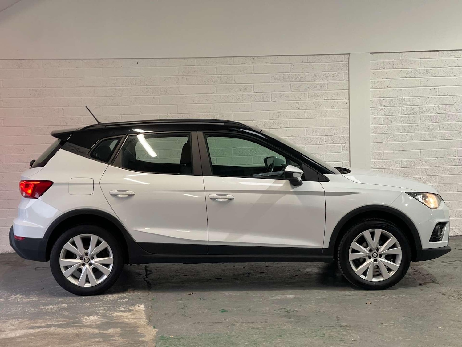 Used SEAT Arona 2018 for sale - 76936490: Photo 4