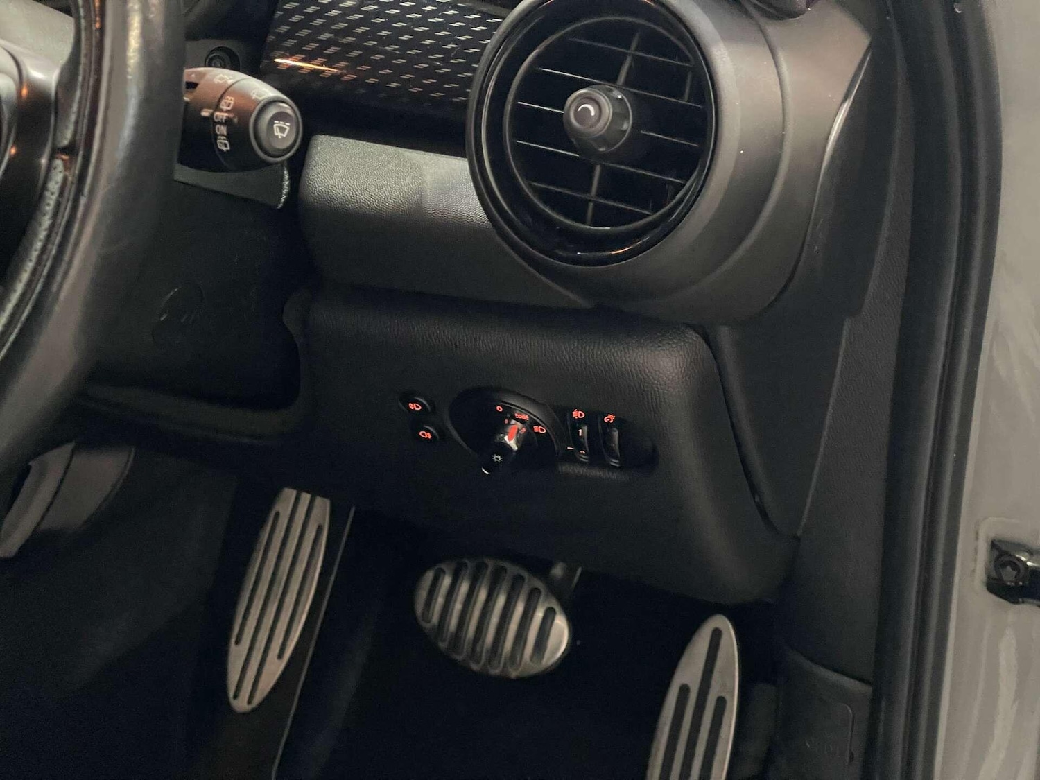 Used MINI Hatch 2018 for sale - 76936558: Photo 25