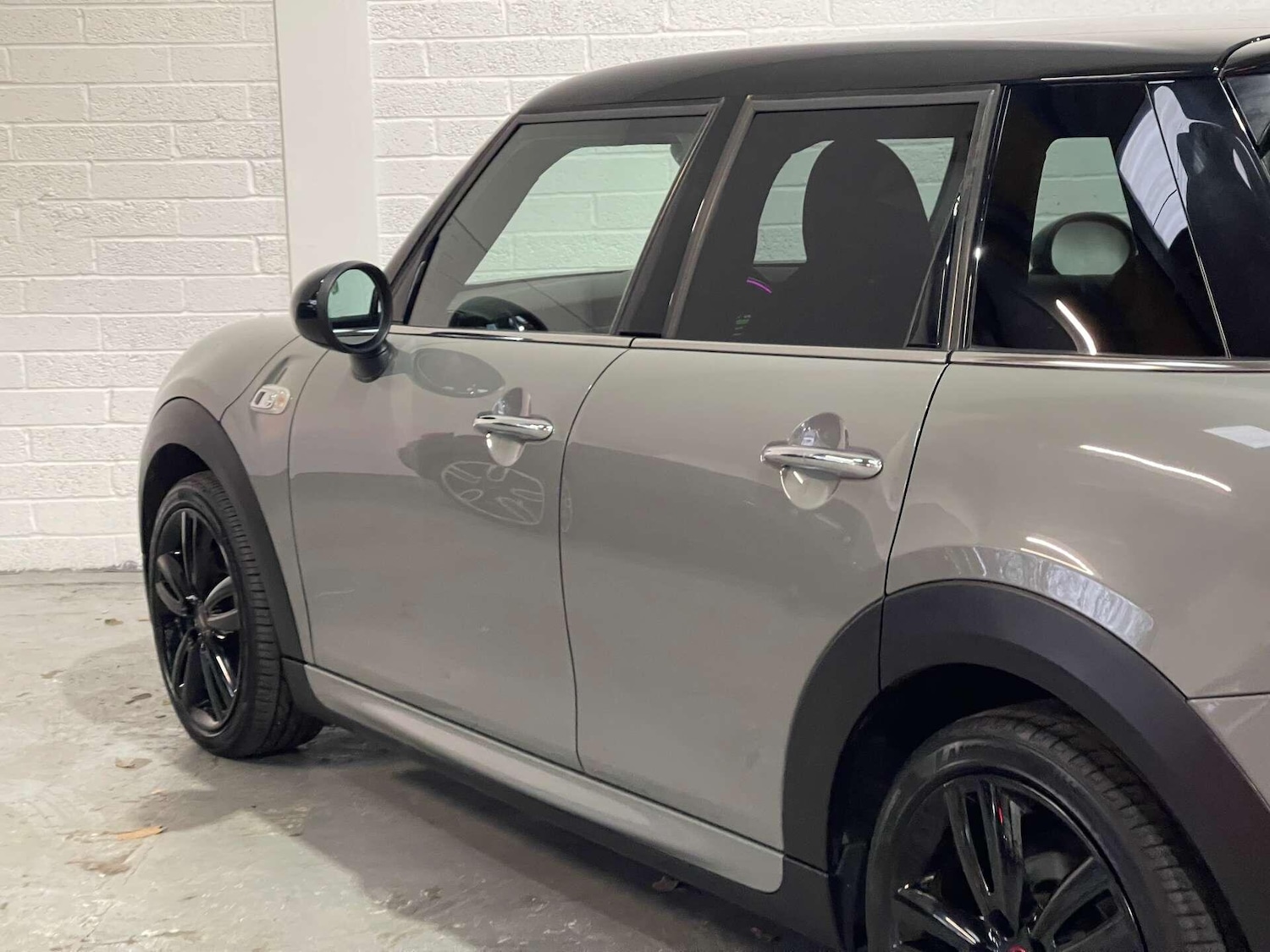 Used MINI Hatch 2018 for sale - 76936558: Photo 44
