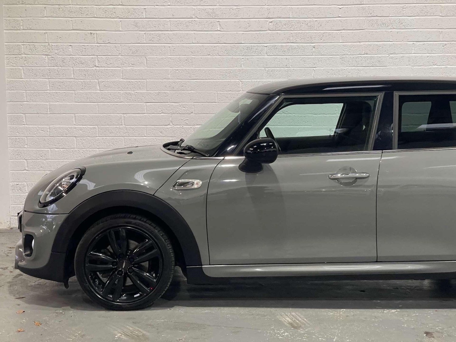 Used MINI Hatch 2018 for sale - 76936558: Photo 53