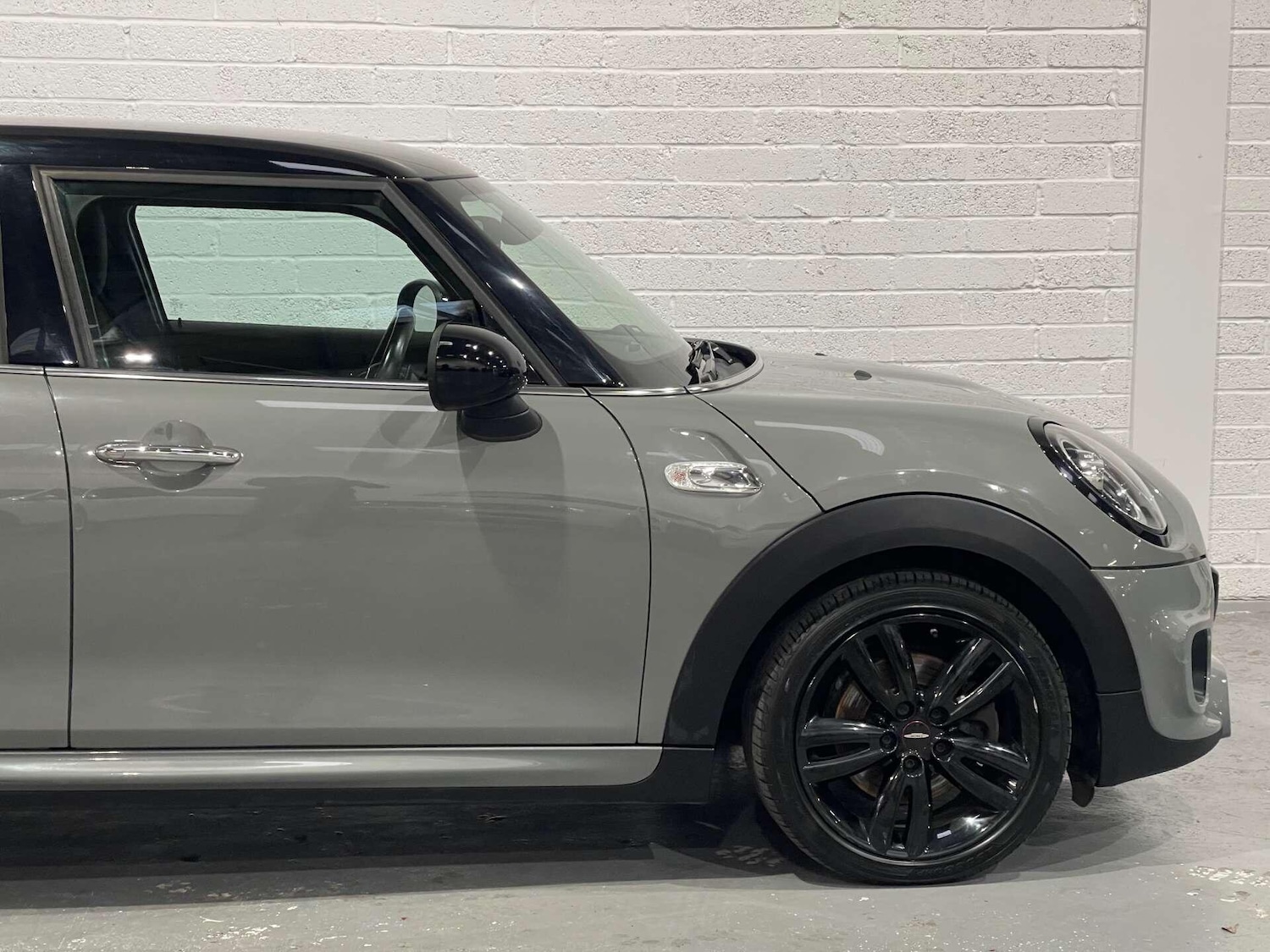 Used MINI Hatch 2018 for sale - 76936558: Photo 56