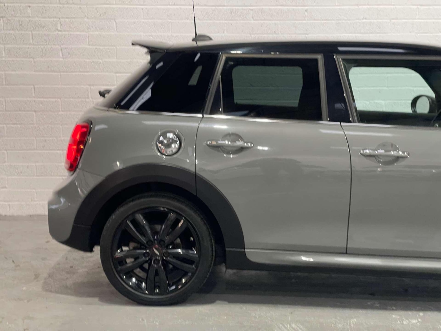 Used MINI Hatch 2018 for sale - 76936558: Photo 57