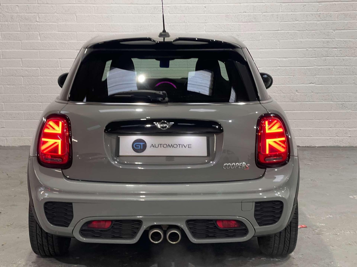 Used MINI Hatch 2018 for sale - 76936558: Photo 8
