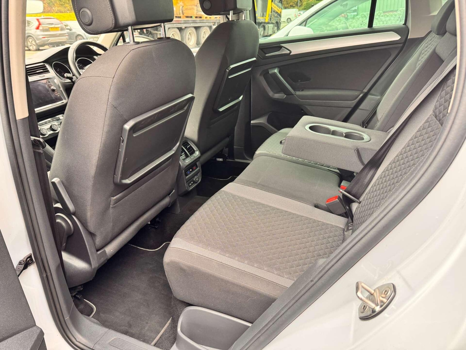 Used Volkswagen Tiguan 2018 for sale - 76936094: Photo 28