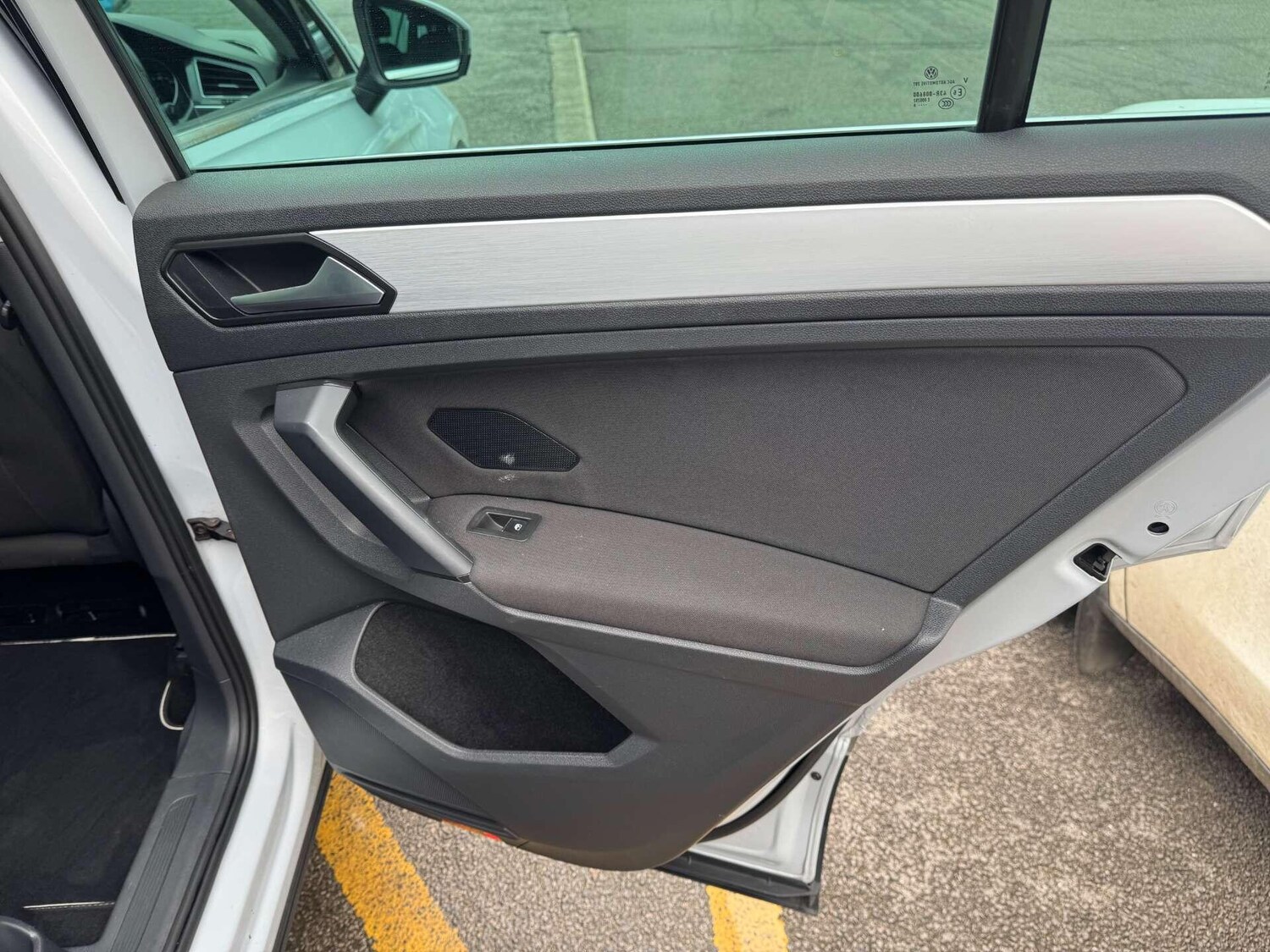 Used Volkswagen Tiguan 2018 for sale - 76936094: Photo 29