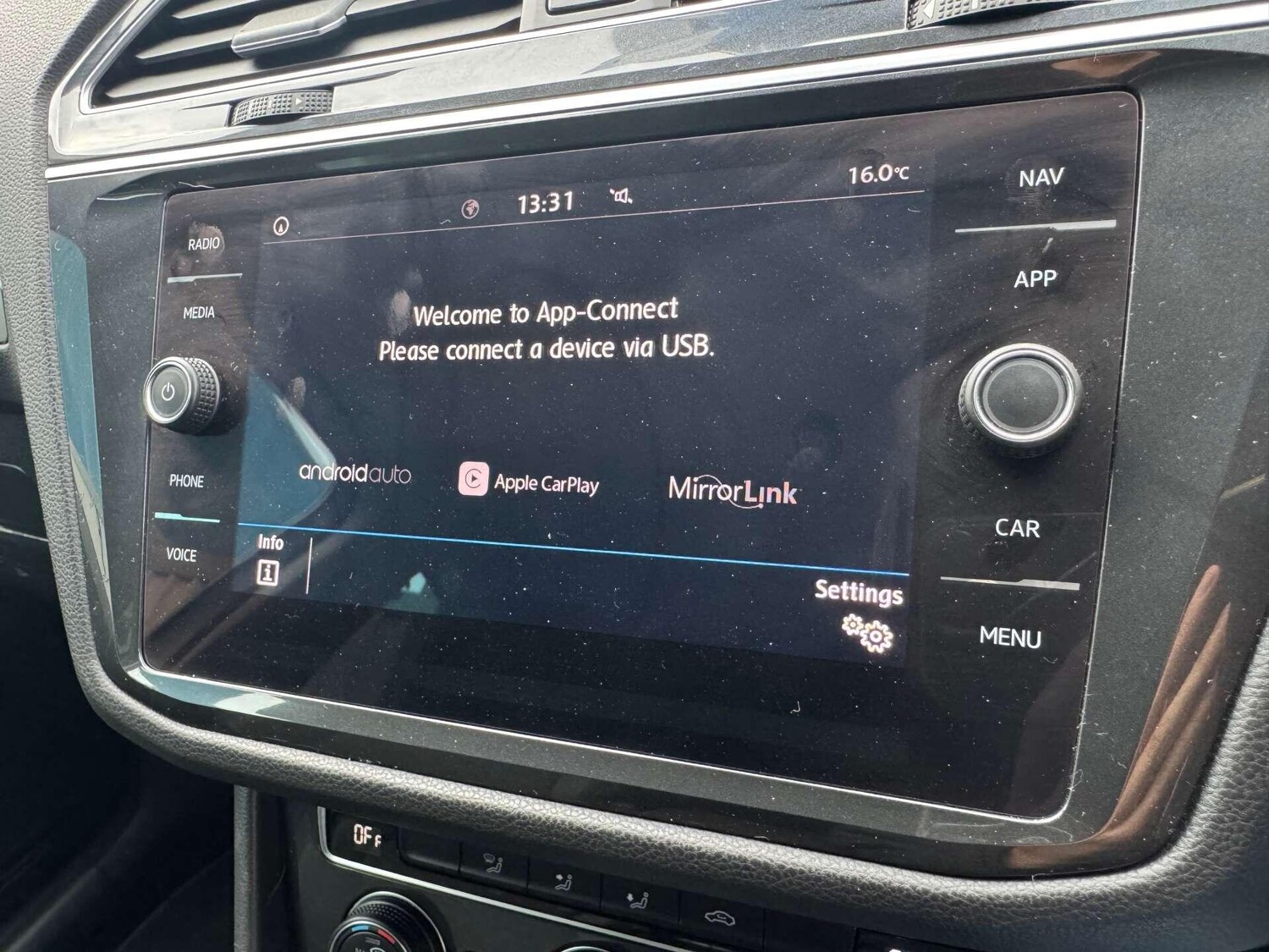 Used Volkswagen Tiguan 2018 for sale - 76936094: Photo 38