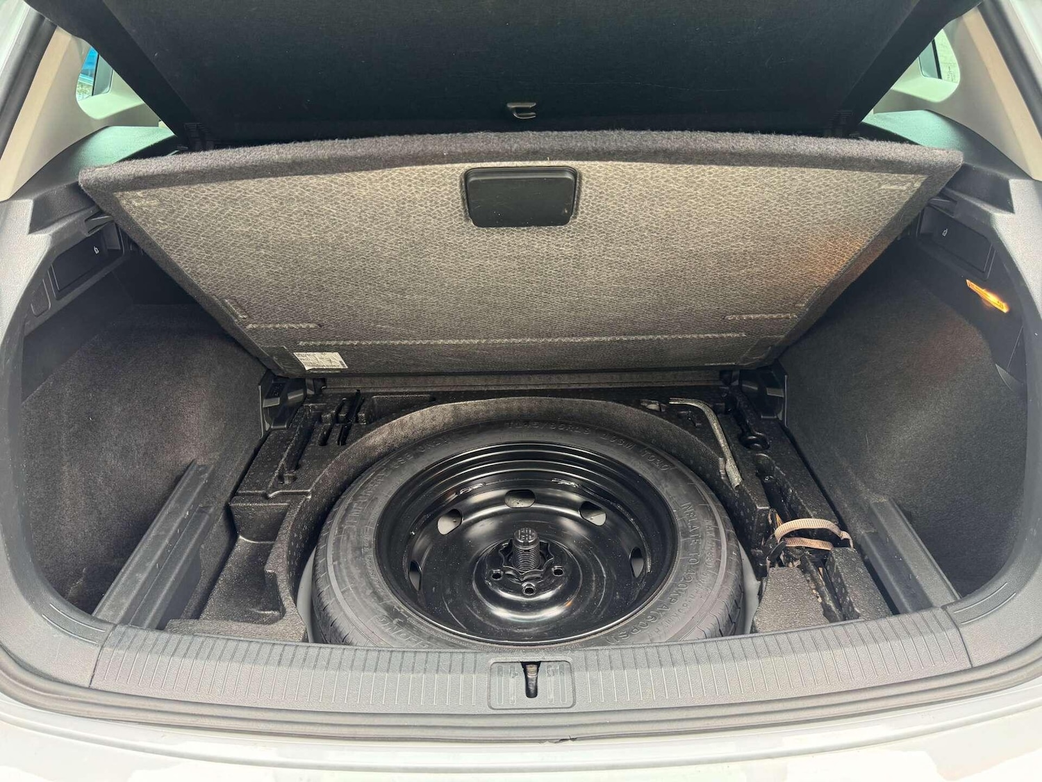 Used Volkswagen Tiguan 2018 for sale - 76936094: Photo 51