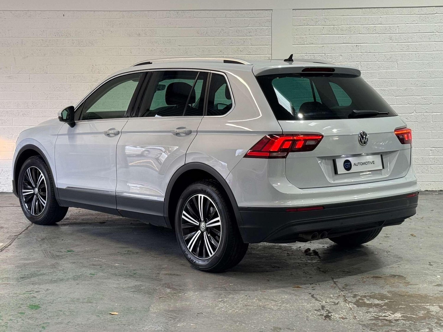 Used Volkswagen Tiguan 2018 for sale - 76936094: Photo 7
