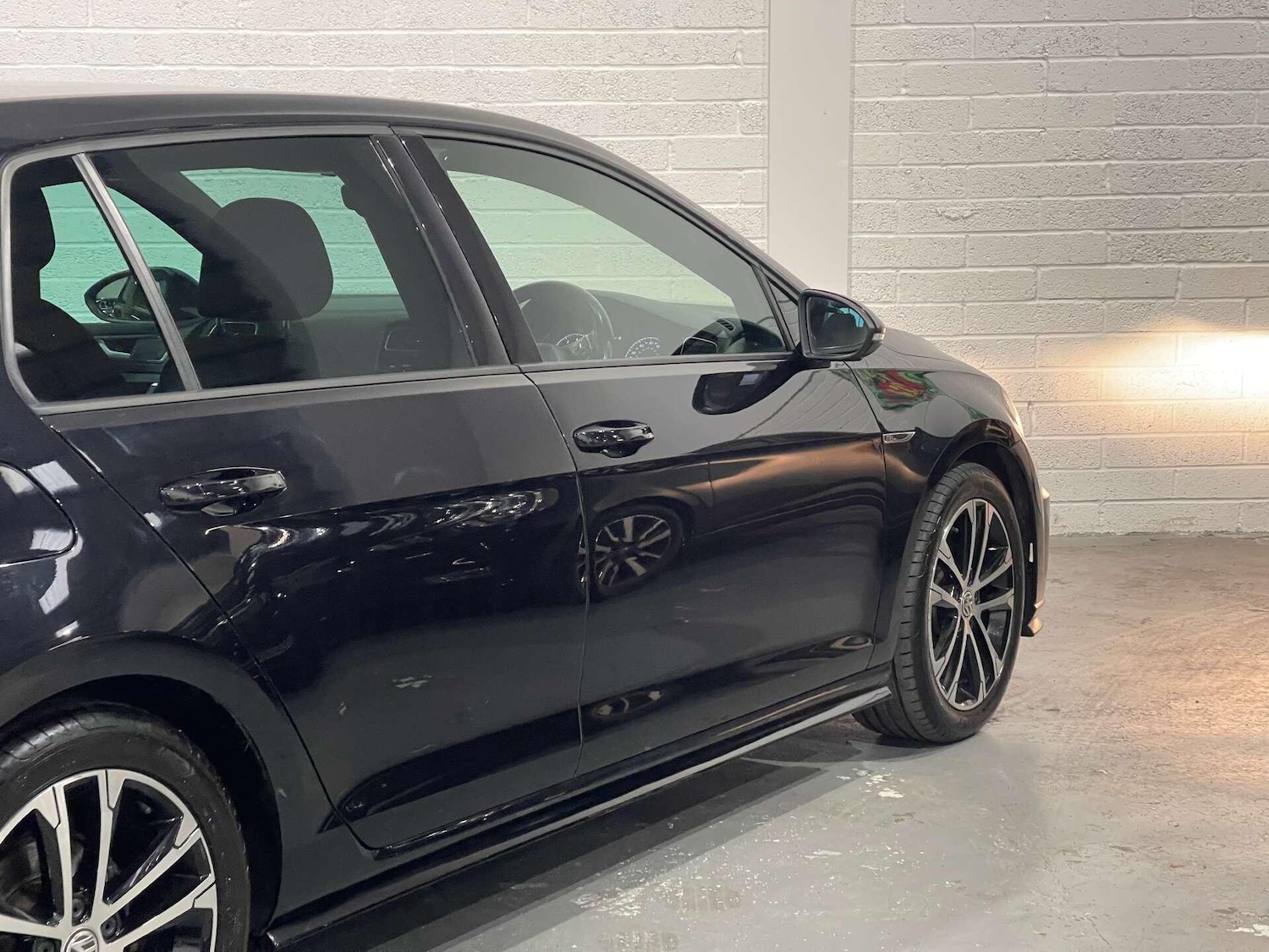 Used Volkswagen Golf 2018 for sale - 76935917: Photo 54