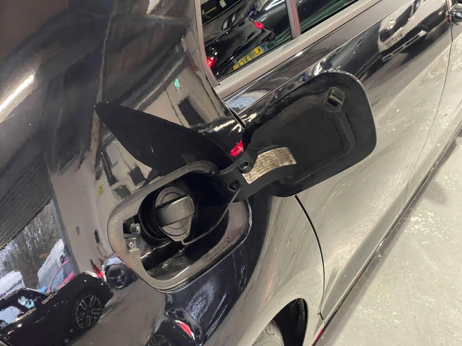 Used Volkswagen Golf 2018 for sale - 76935917: Photo 64