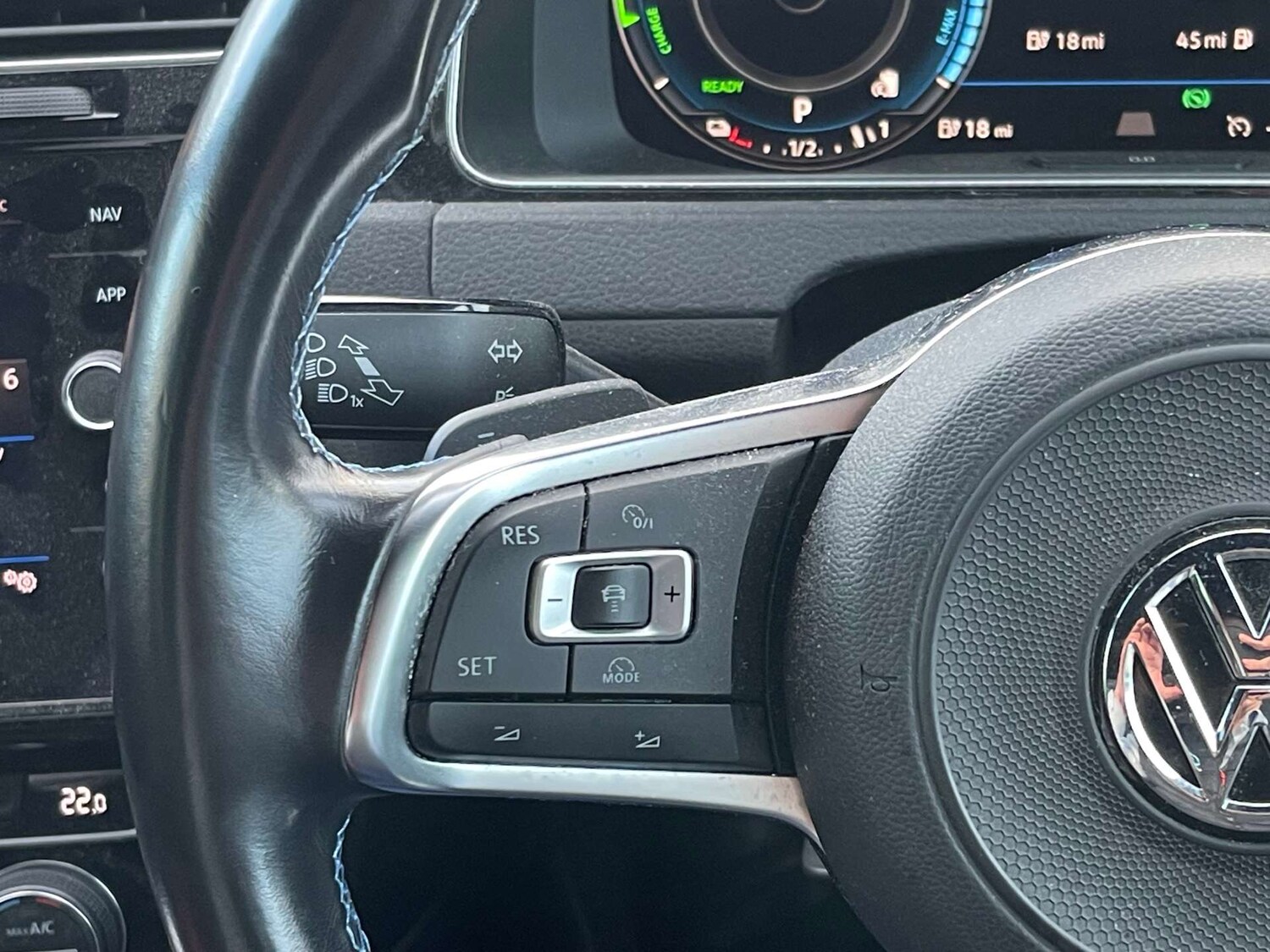 Used Volkswagen Golf 2018 for sale - 77493705: Photo 36