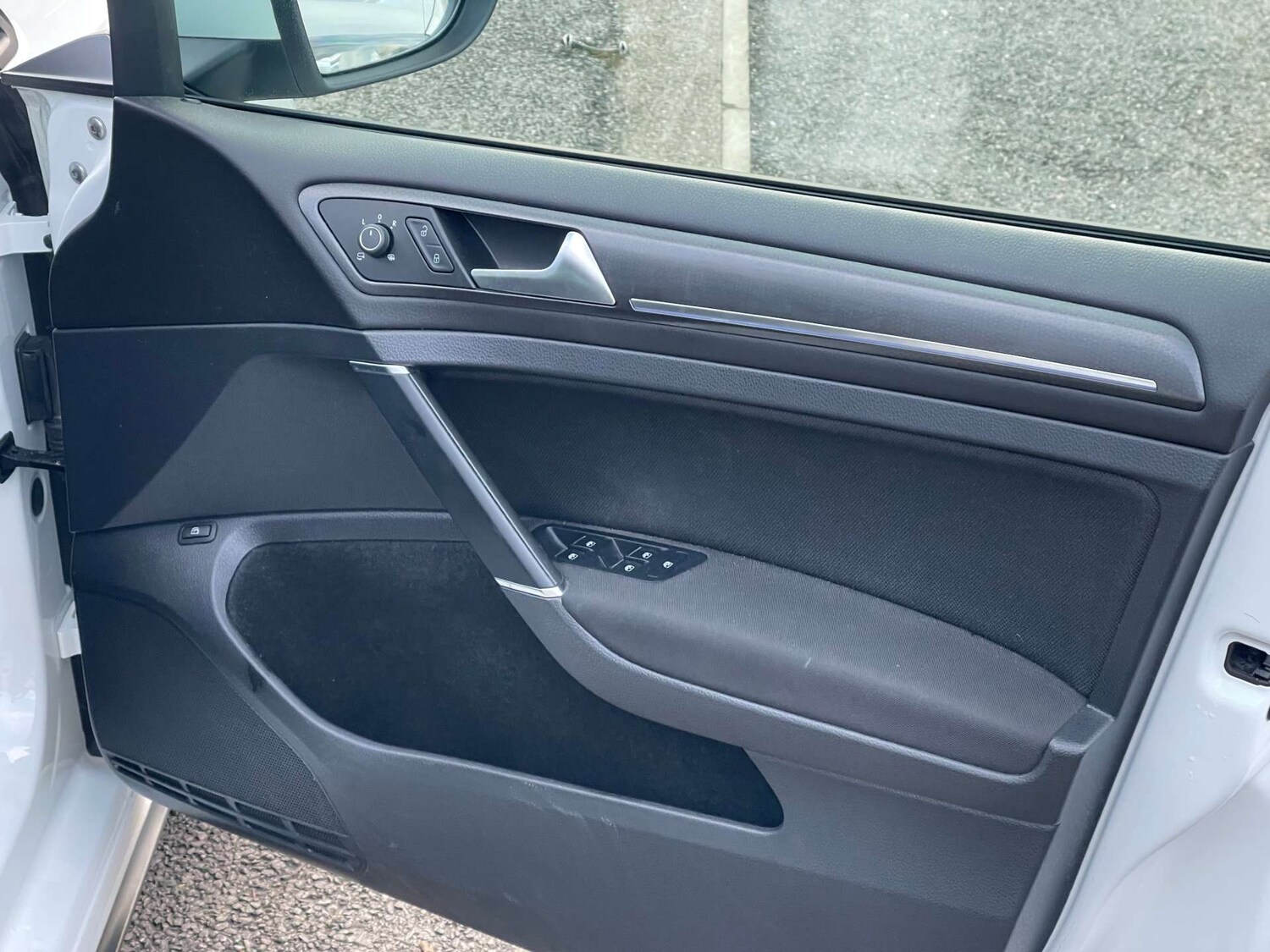 Used Volkswagen Golf 2018 for sale - 77493705: Photo 40