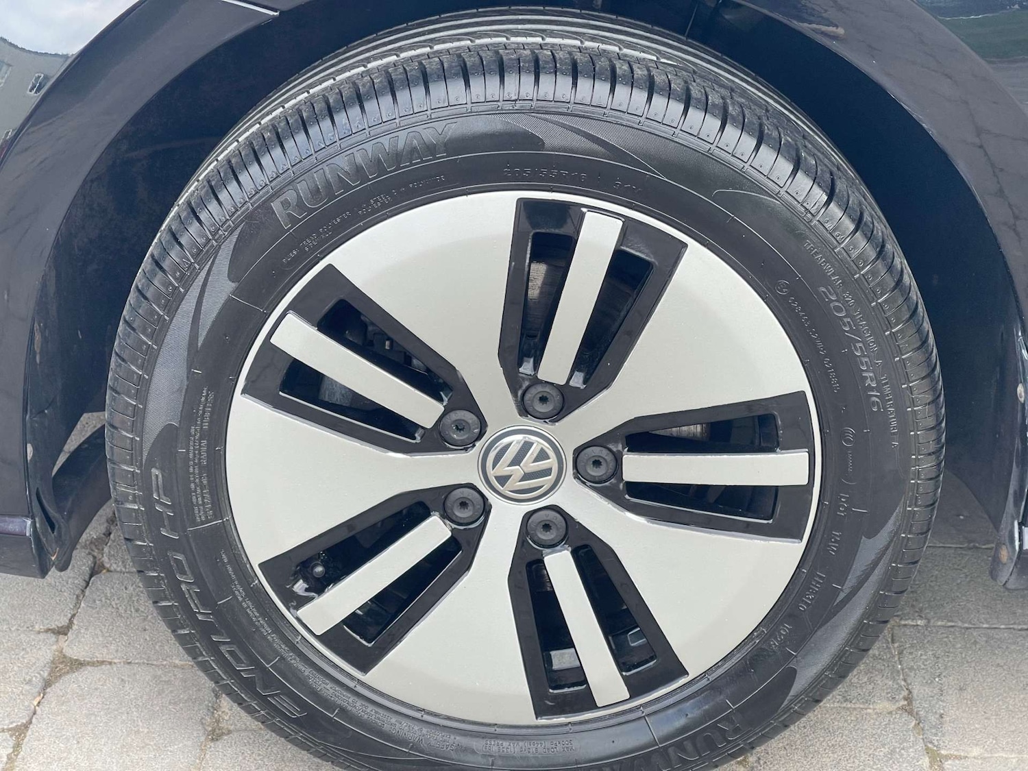 Used Volkswagen Golf 2019 for sale - 77581143: Photo 11