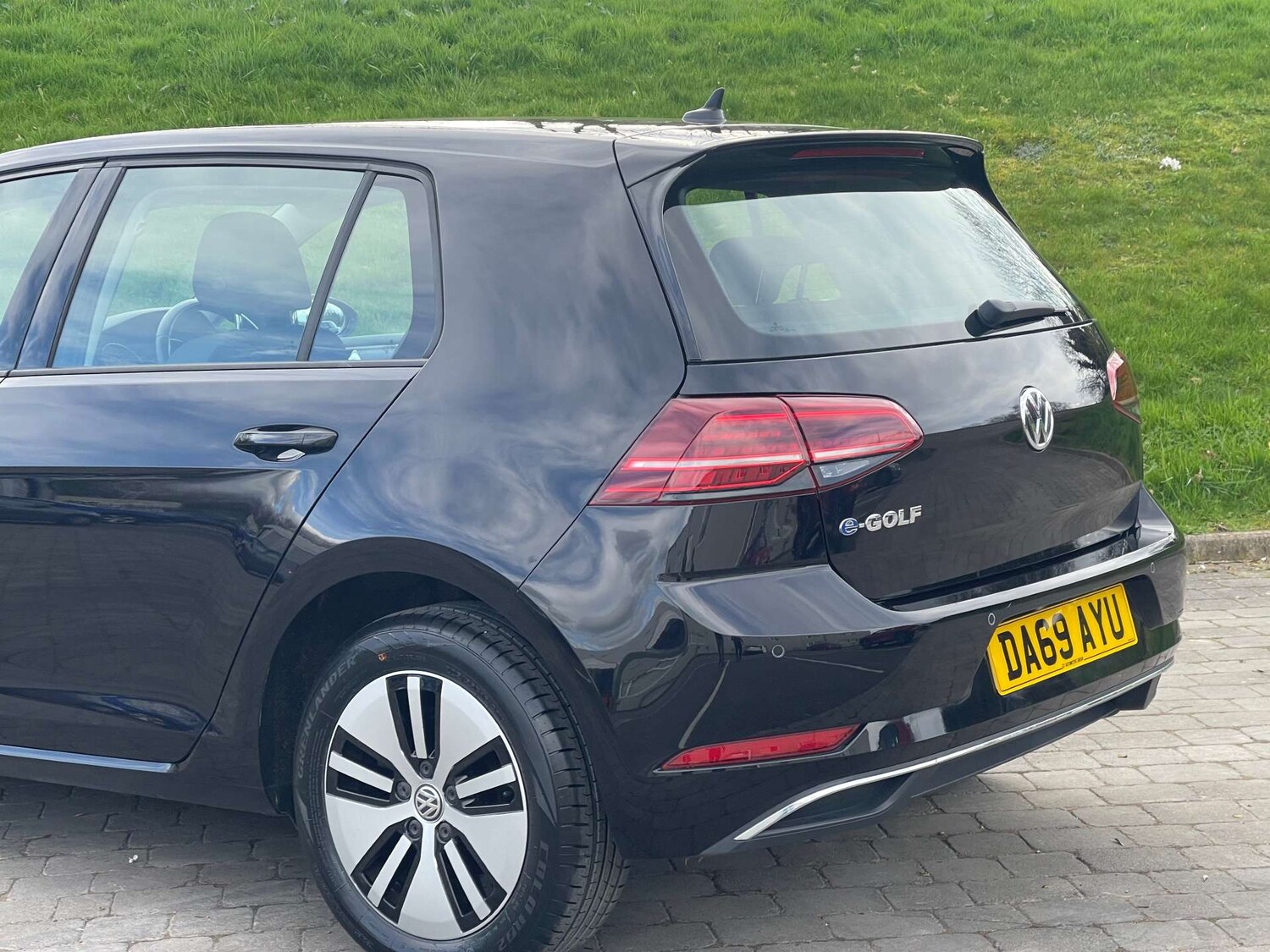 Used Volkswagen Golf 2019 for sale - 77581143: Photo 35