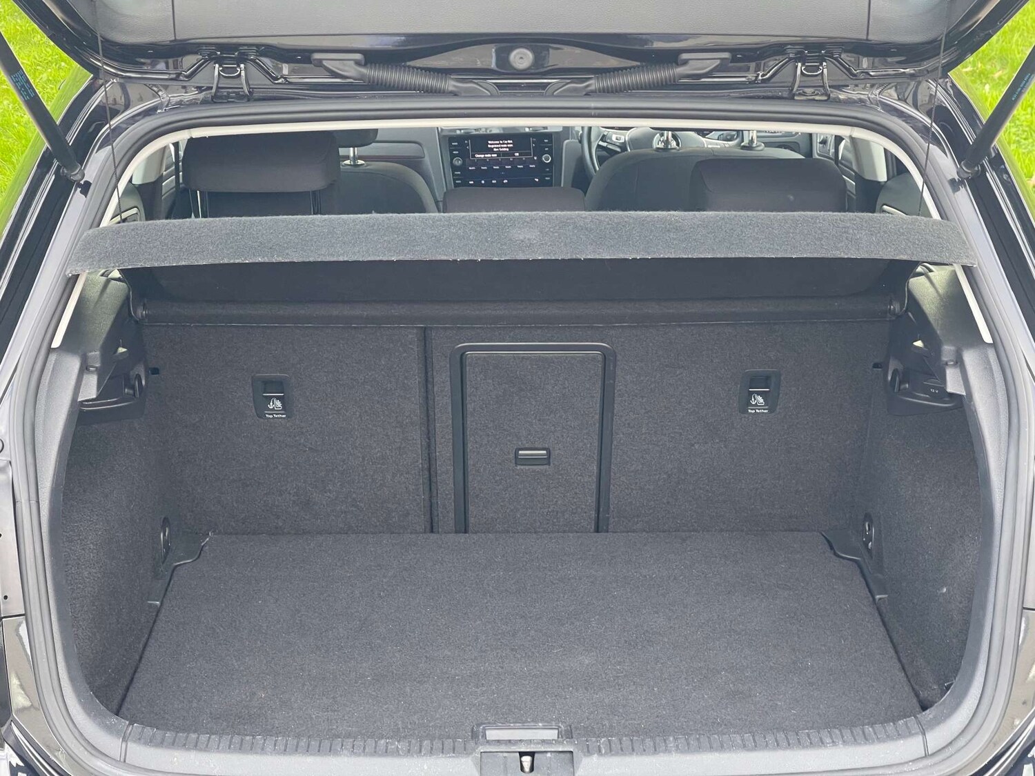 Used Volkswagen Golf 2019 for sale - 77581143: Photo 42