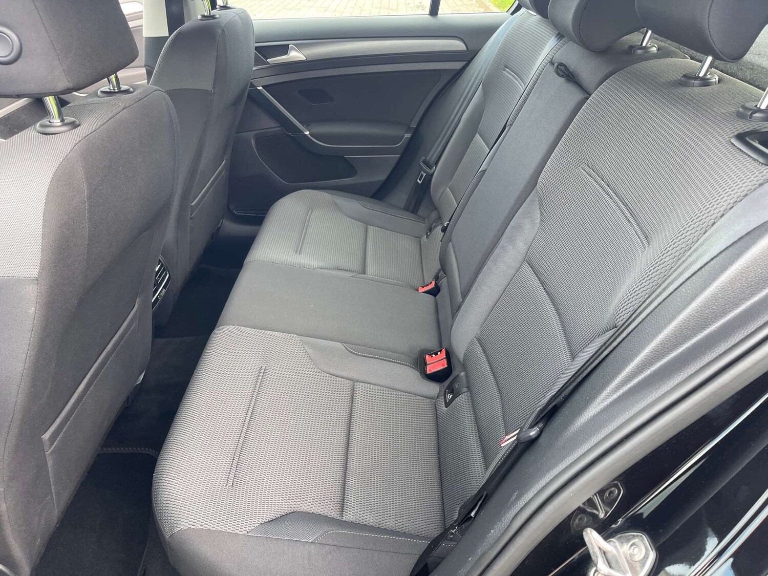 Used Volkswagen Golf 2019 for sale - 77581143: Photo 56