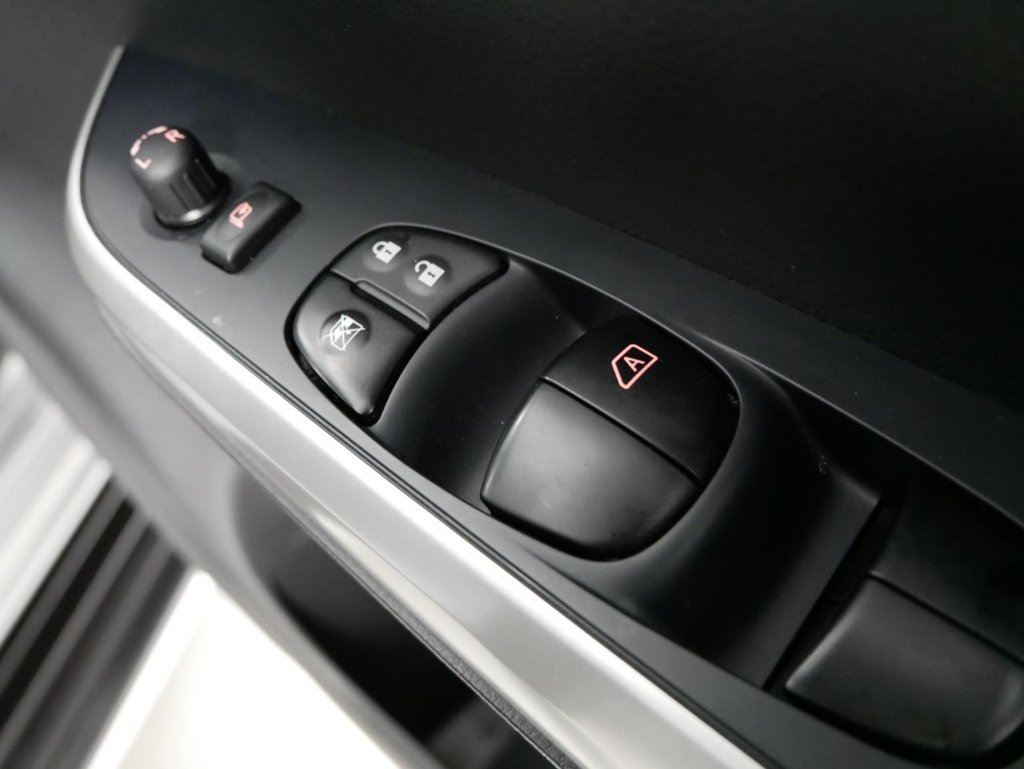 Used Nissan Navara 2021 for sale - 76395908: Photo 34