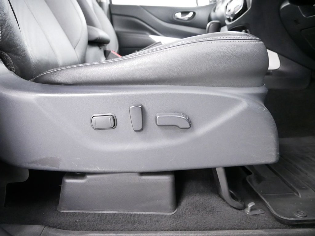 Used Nissan Navara 2020 for sale - 77080378: Photo 37