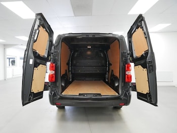 Used Vauxhall Vivaro 2024 for sale - 78557122: Photo