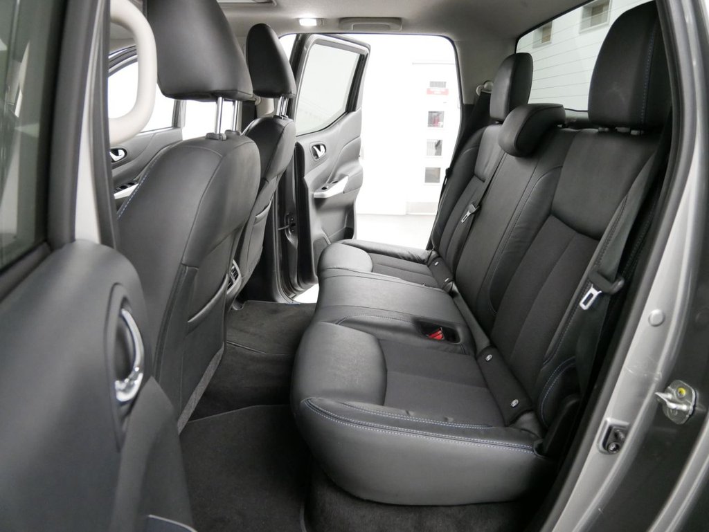 Used Nissan Navara 2021 for sale - 76783368: Photo 35