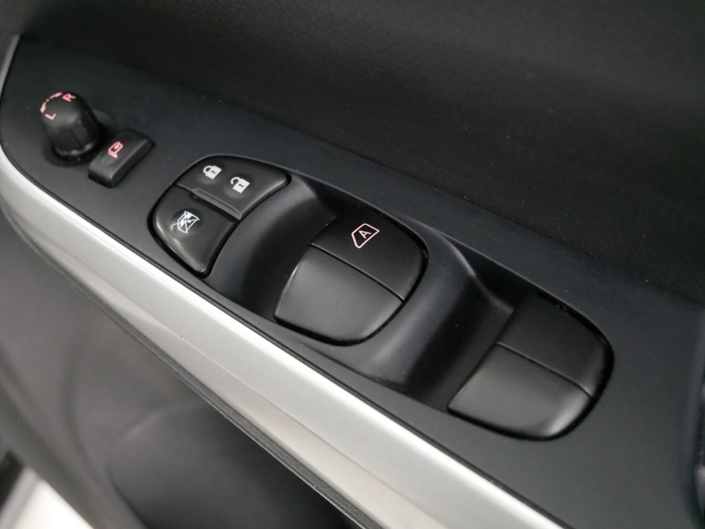 Used Nissan Navara 2021 for sale - 76783368: Photo 49