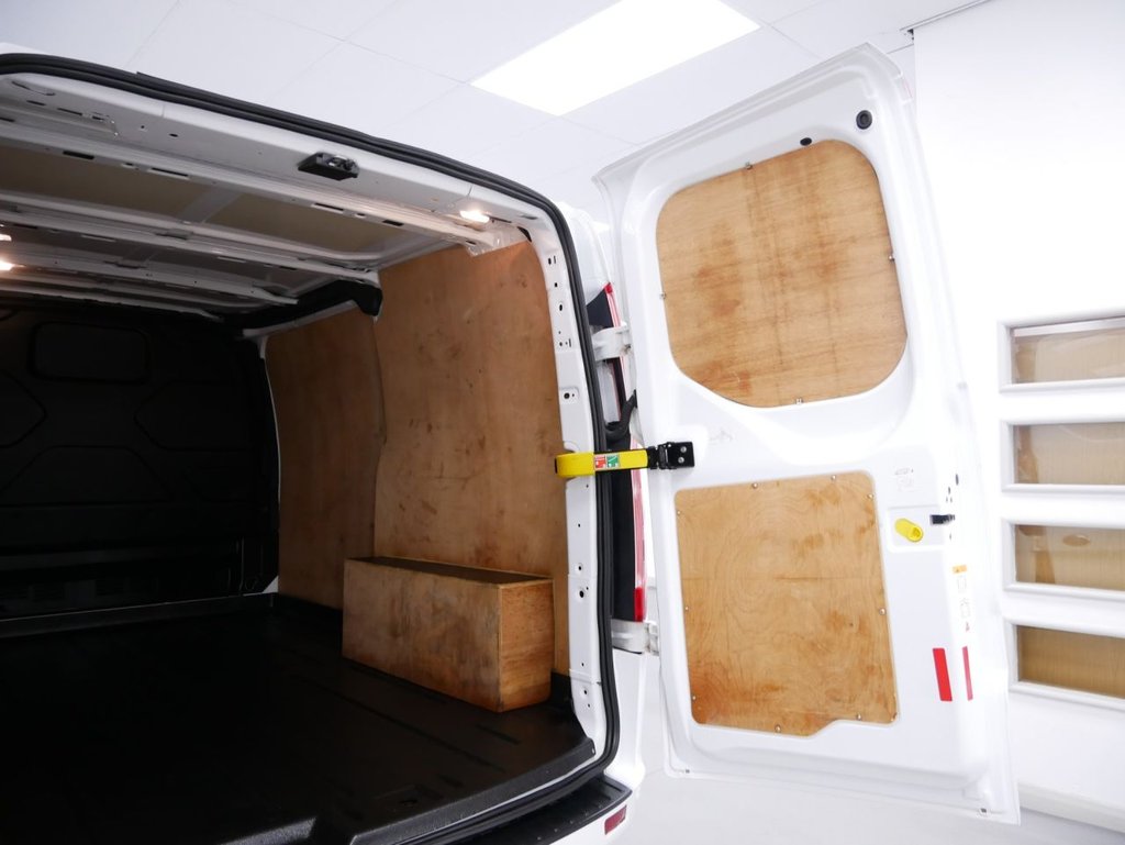 Used Ford Transit Custom 2018 for sale - 77065015: Photo 29