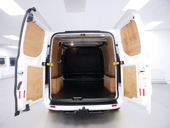 Used Ford Transit Custom 2018 for sale - 77065015: Photo