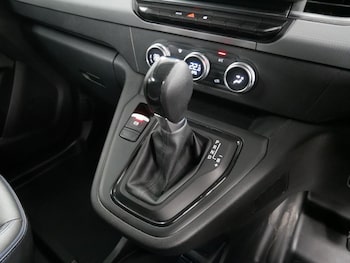 Used Nissan Other 2024 for sale - 78500518: Photo