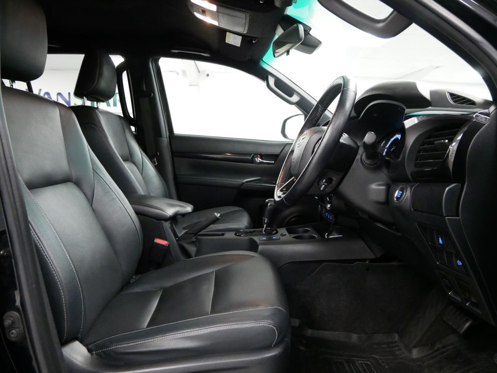 Used Toyota Hilux 2019 for sale - 77121558: Photo 18