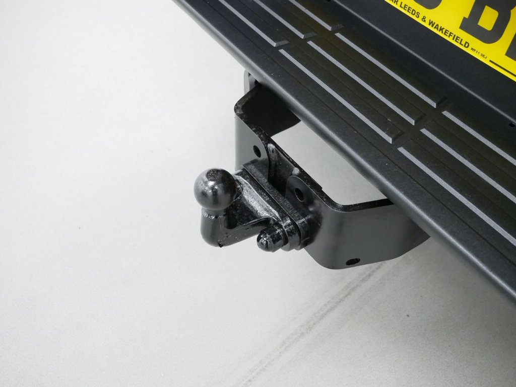 Used Toyota Hilux 2019 for sale - 77121558: Photo 32