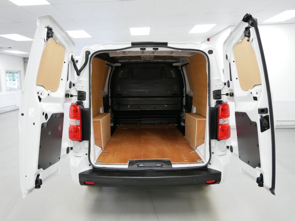 Used Vauxhall Vivaro 2022 for sale - 76009968: Photo 4