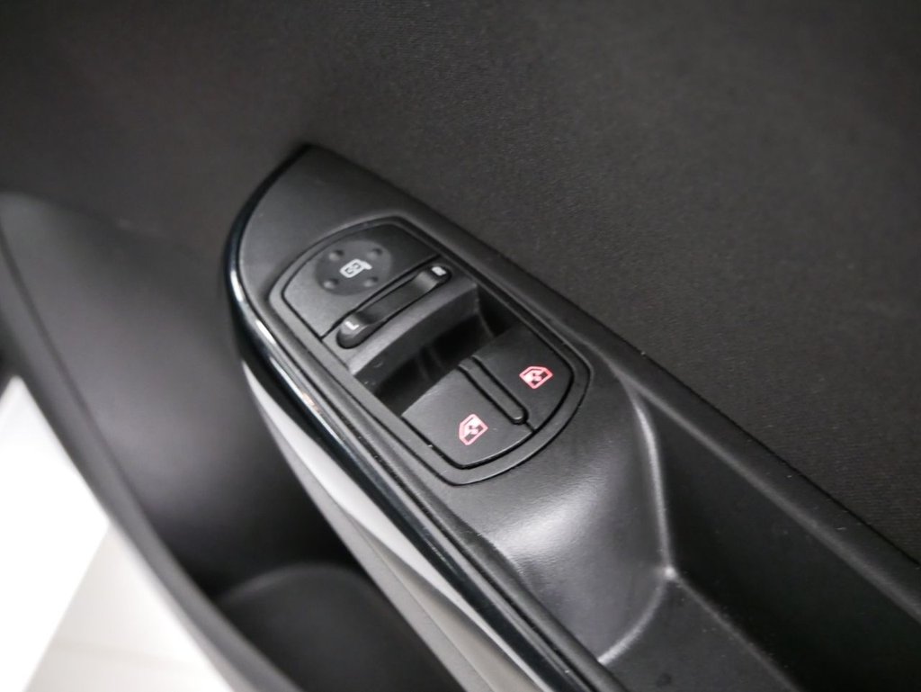 Used Vauxhall Corsa 2019 for sale - 77187937: Photo 34
