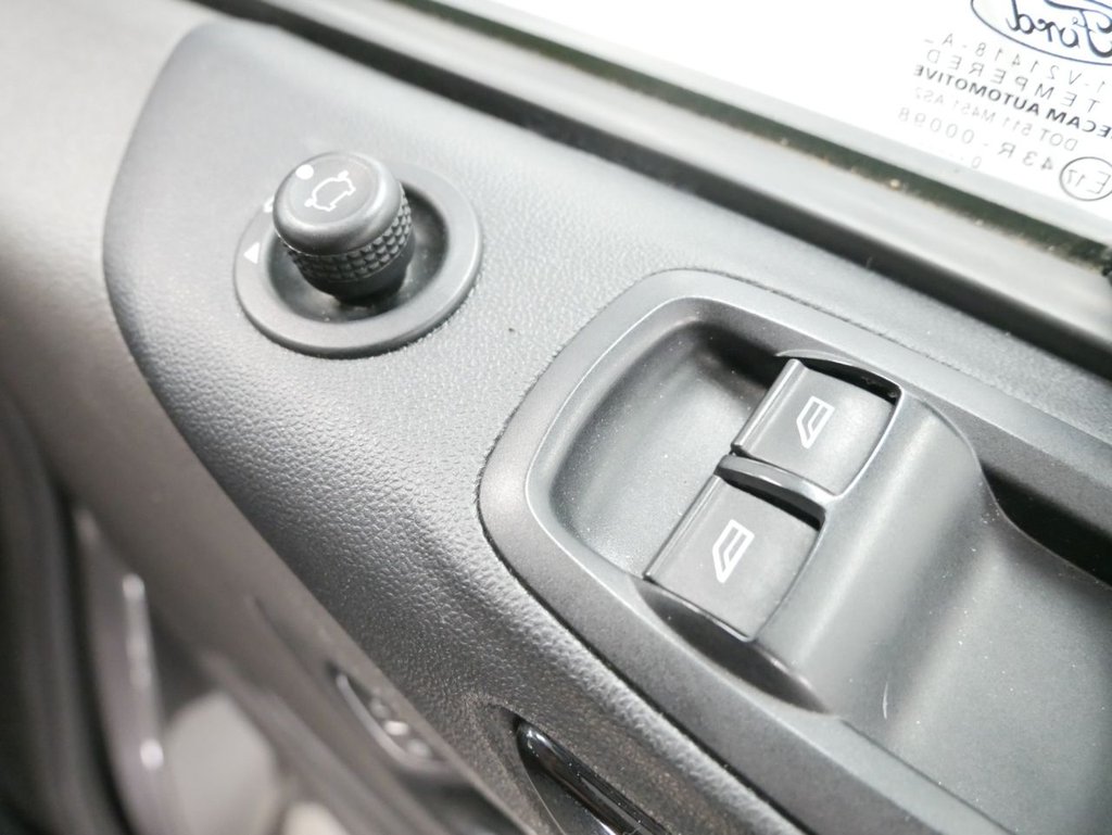 Used Ford Transit Custom 2020 for sale - 75675732: Photo 46