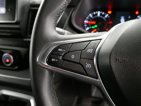 Used Renault Trafic 2022 for sale - 75631110: Photo 29