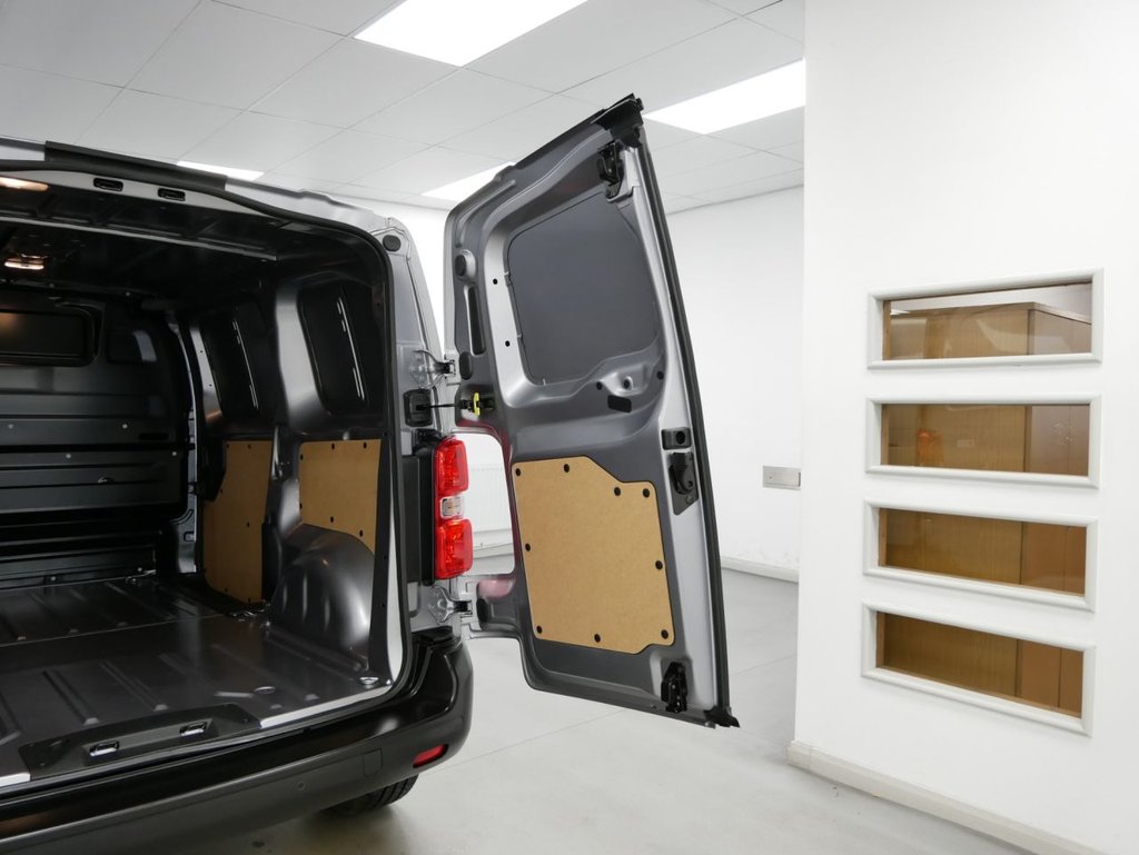 Used Vauxhall Vivaro 2023 for sale - 76303488: Photo 30