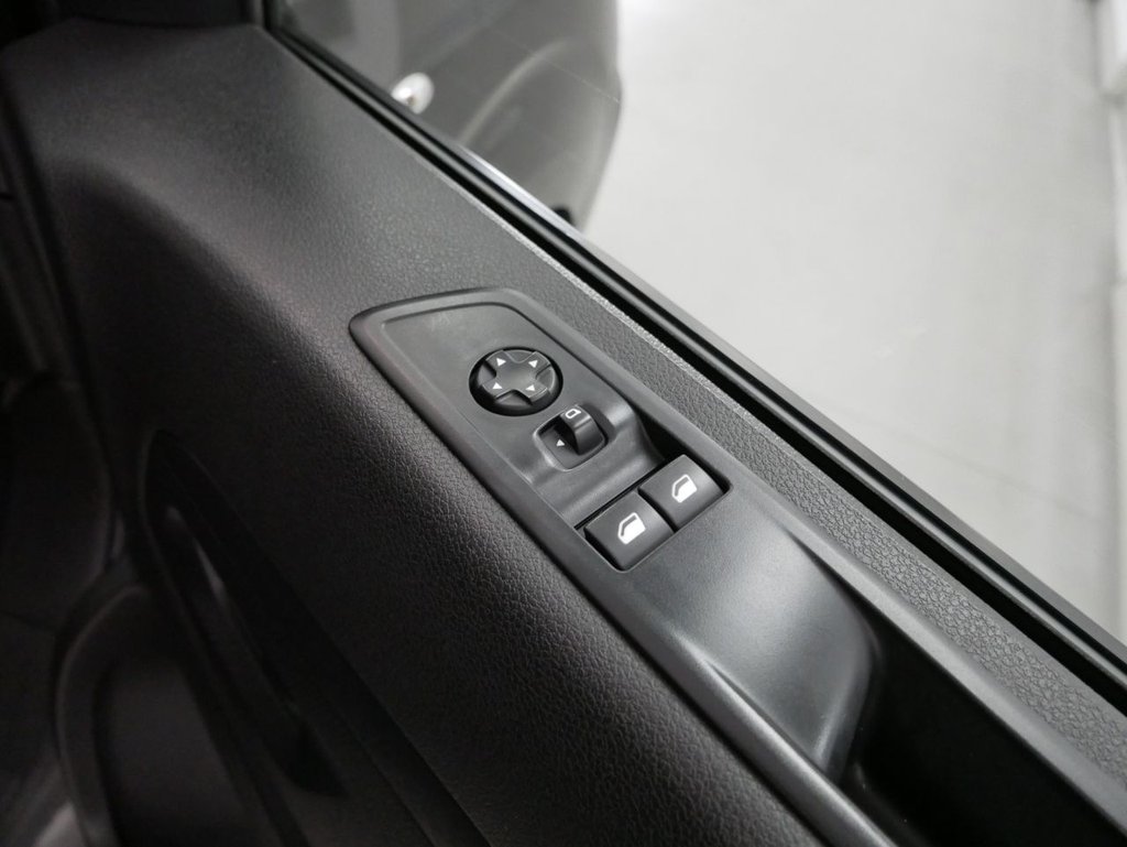 Used Peugeot Expert 2023 for sale - 76745047: Photo 31