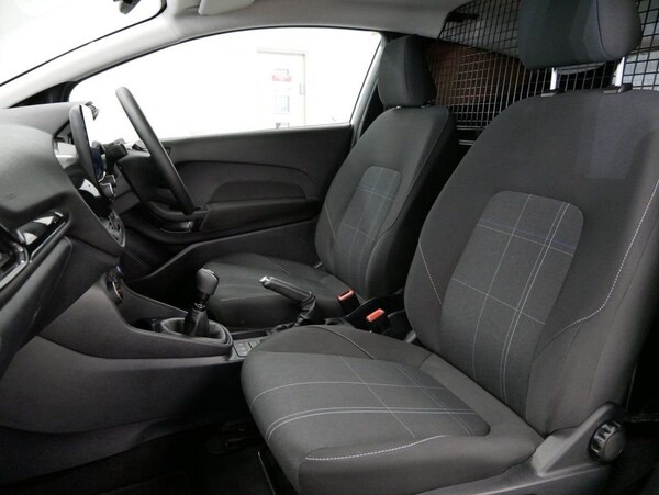 Used Ford Fiesta Van 2020 for sale - 75275835: Photo 4