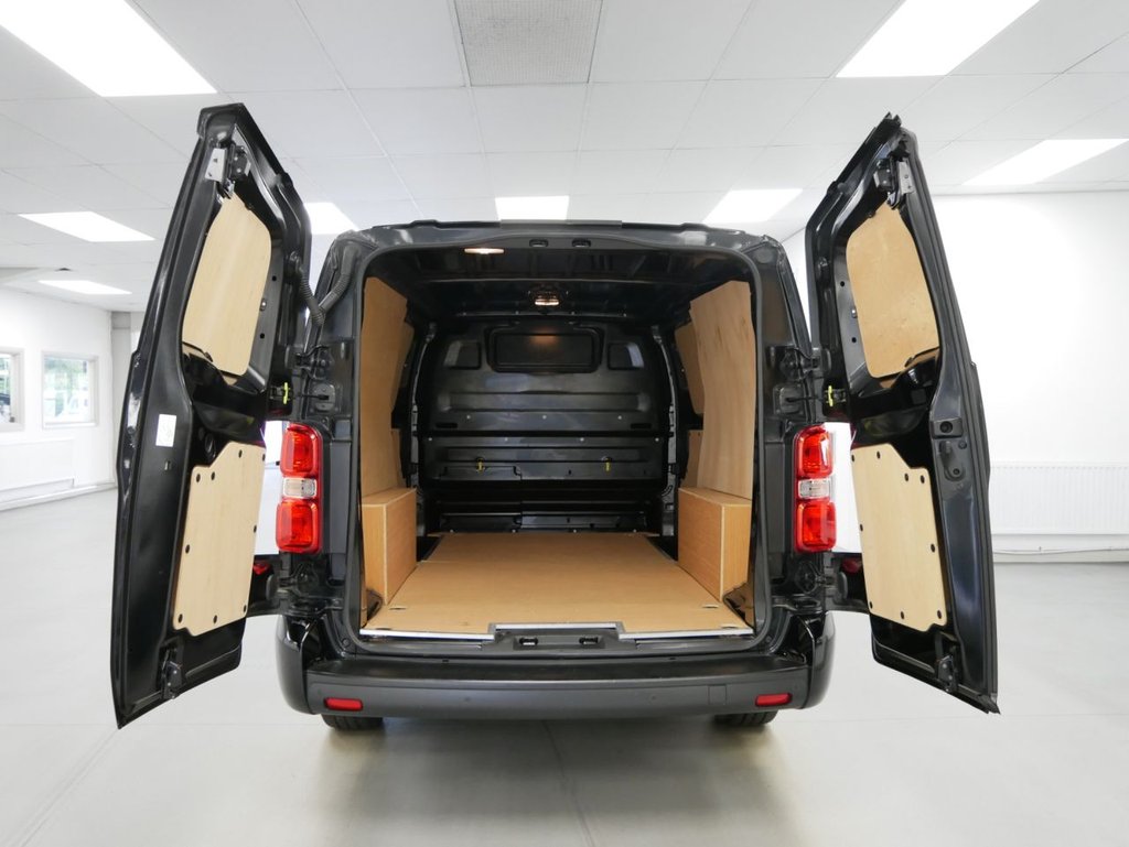 Used Peugeot Expert 2022 for sale - 77692920: Photo 35