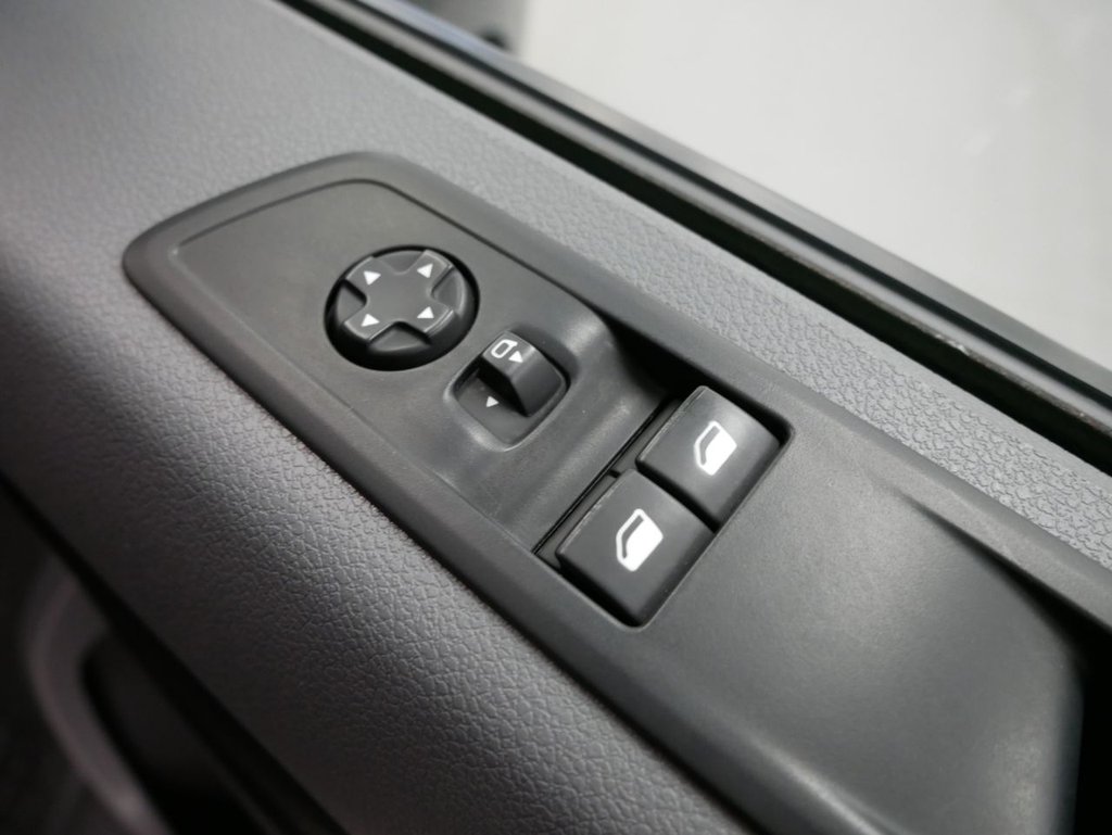 Used Peugeot Expert 2022 for sale - 77692920: Photo 41