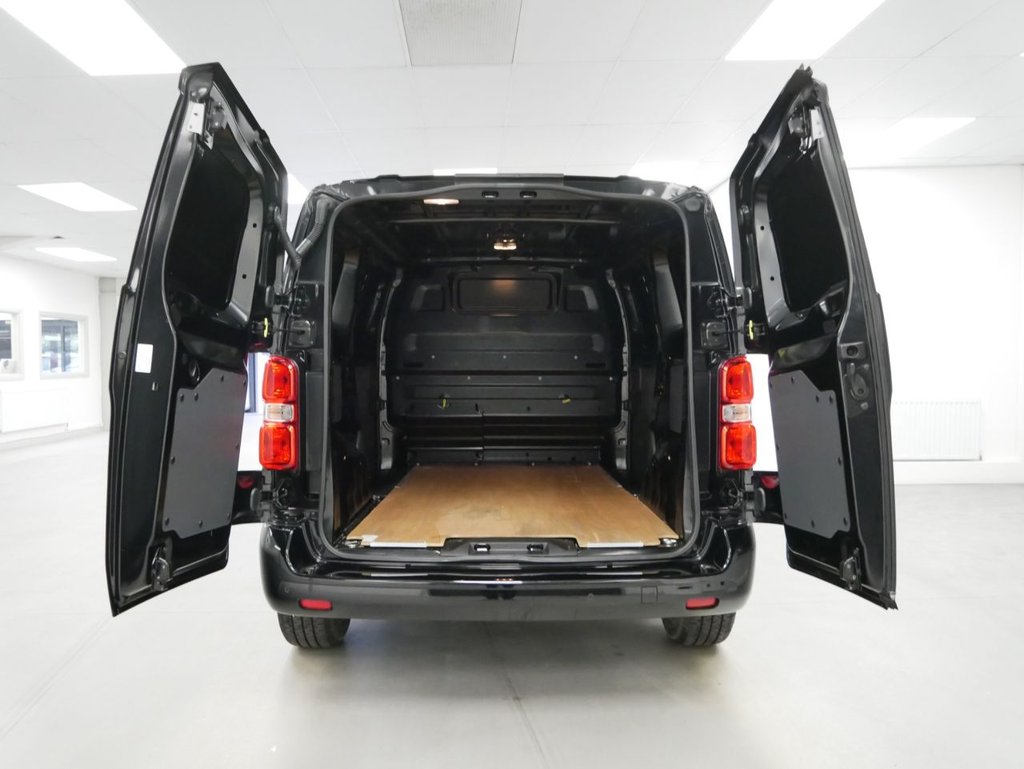 Used Vauxhall Vivaro 2023 for sale - 77835279: Photo 18