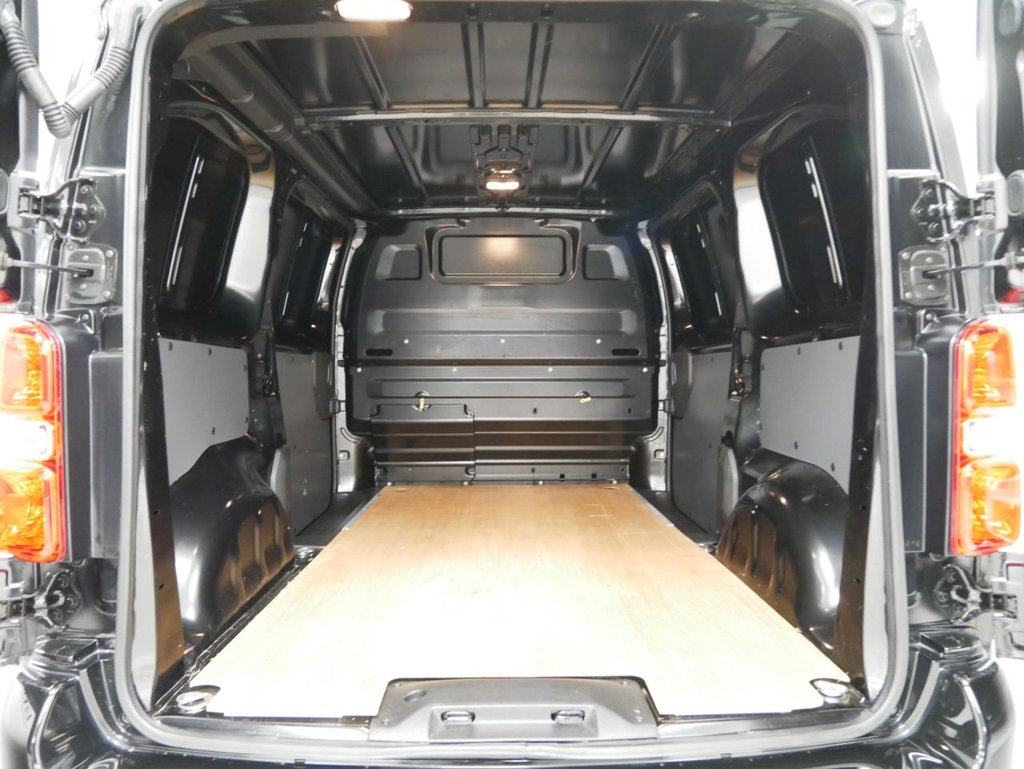 Used Vauxhall Vivaro 2023 for sale - 77835279: Photo 38