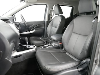 Used Nissan Navara 2021 for sale - 78726039: Photo