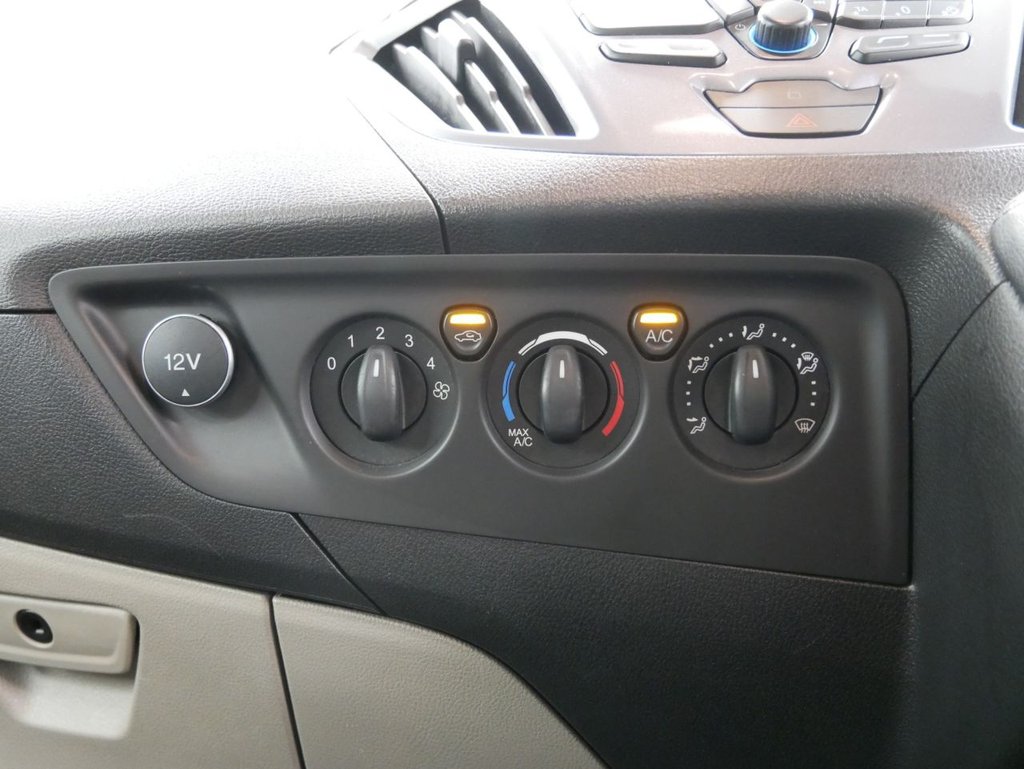 Used Ford Tourneo Custom 2016 for sale - 77621109: Photo 33