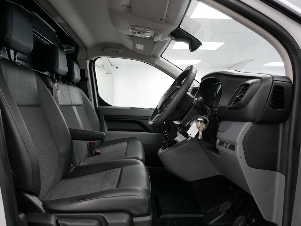 Used Vauxhall Vivaro 2022 for sale - 76162818: Photo 13